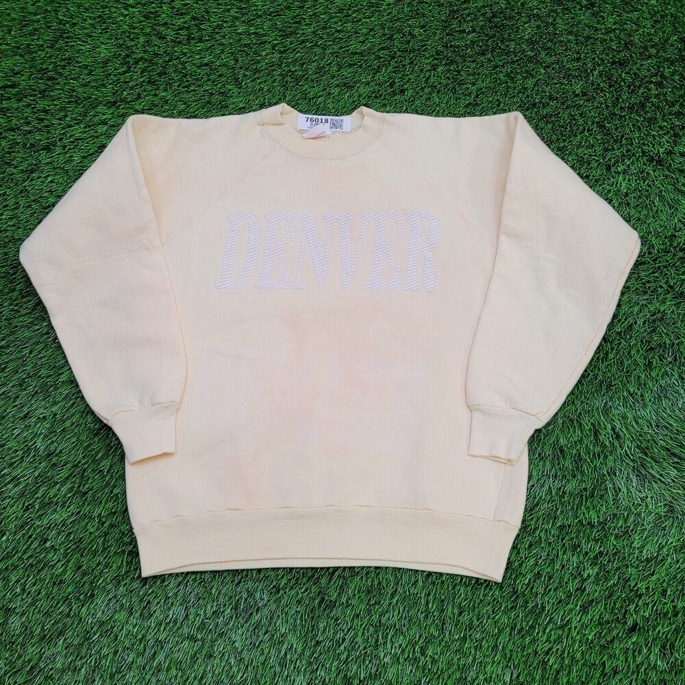 Vintage 80s Denver Sweatshirt Womens Medium 19x23 Spellout